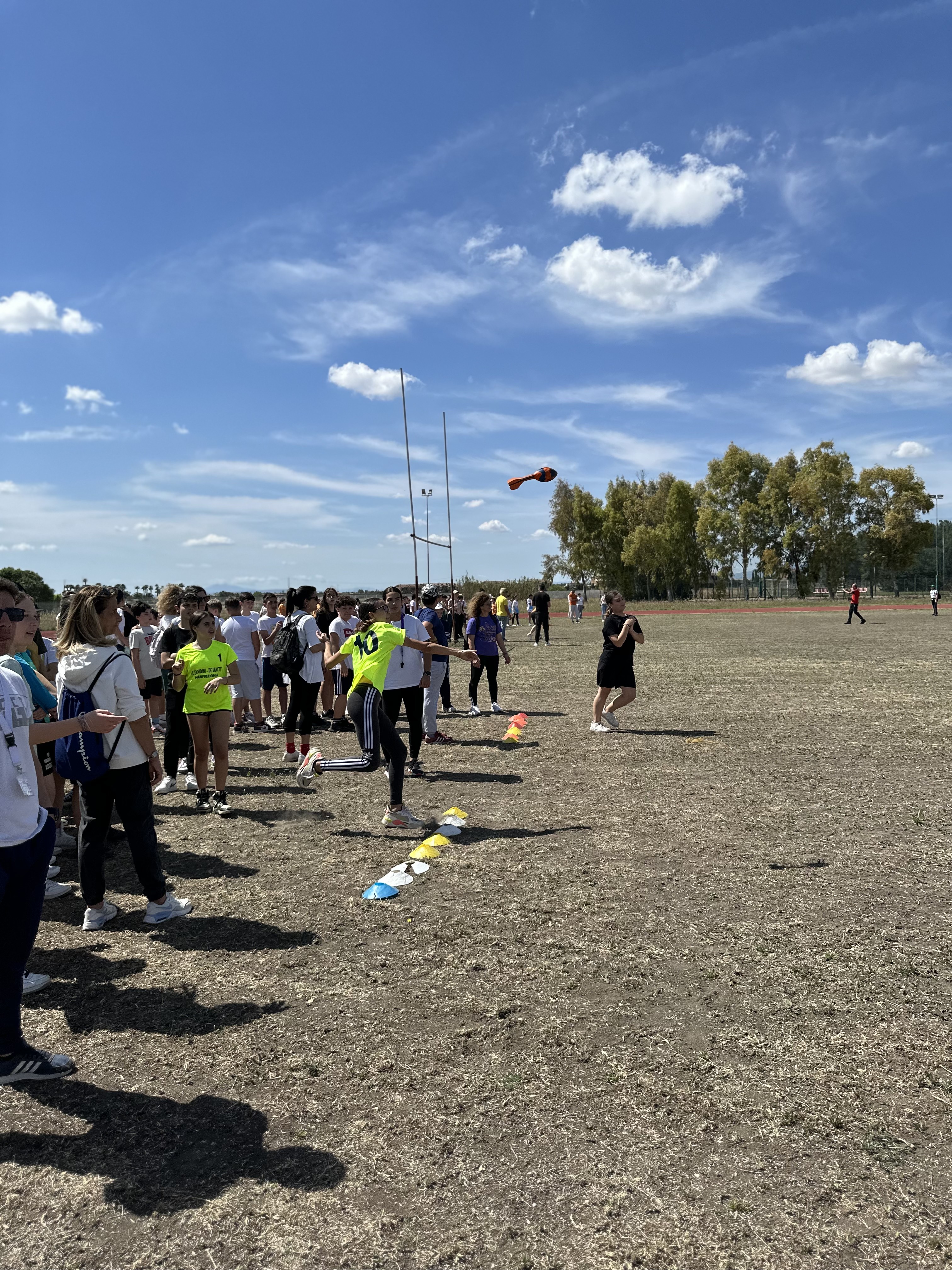 Galleria A Foggia la Festa provinciale dello sport scolastico senza barriere - Diapositiva 1 di 2