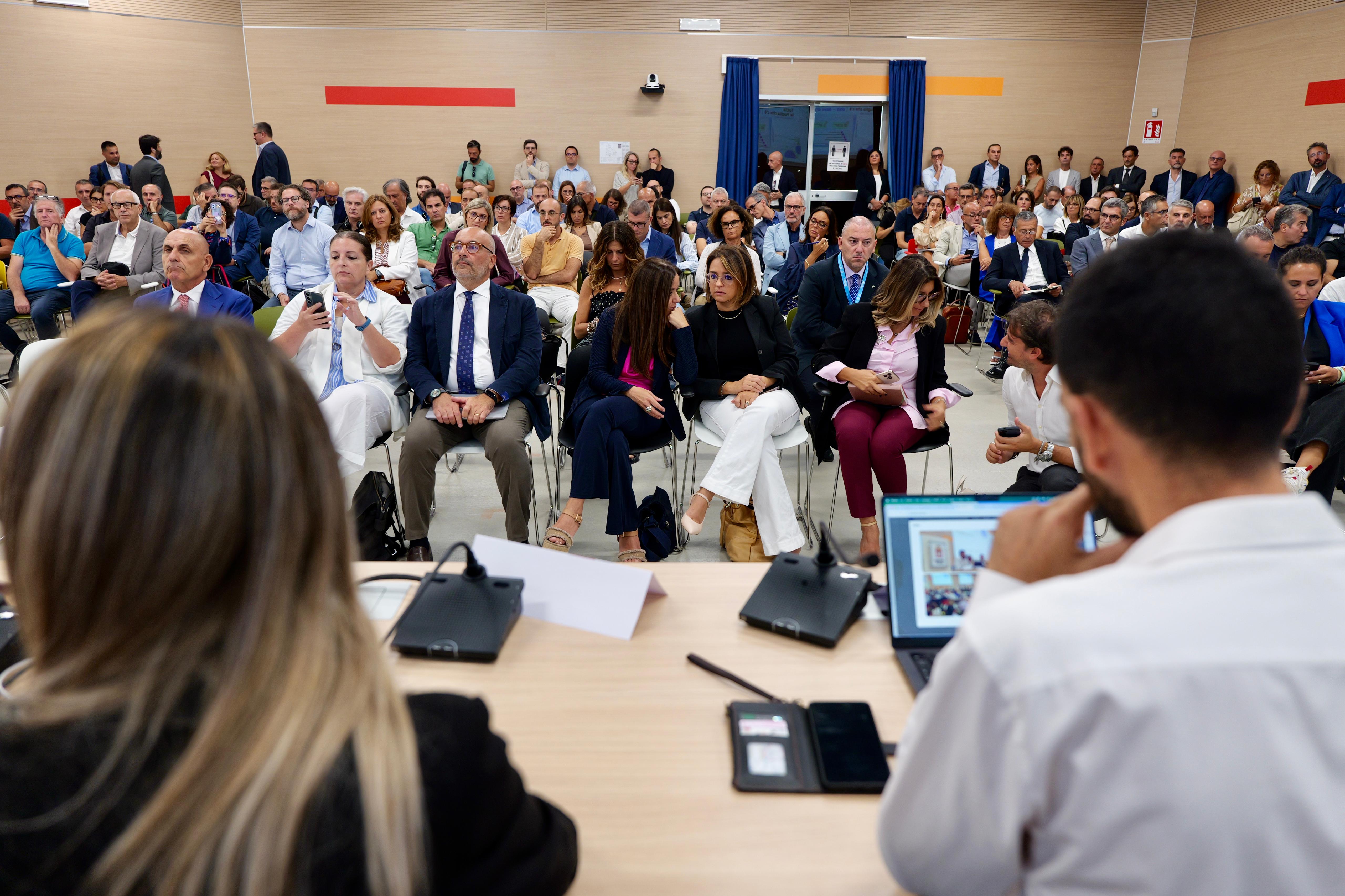 Galleria La Regione Puglia presenta in Fiera i progetti per la transizione digitale: 70 milioni di investimenti per una PA più vicina a cittadini e imprese - Diapositiva 6 di 10