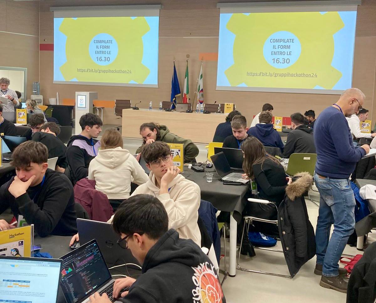 Galleria Dati Aperti, si chiude la seconda edizione dell’Hackathon Opentusk 2024 - Diapositiva 1 di 8