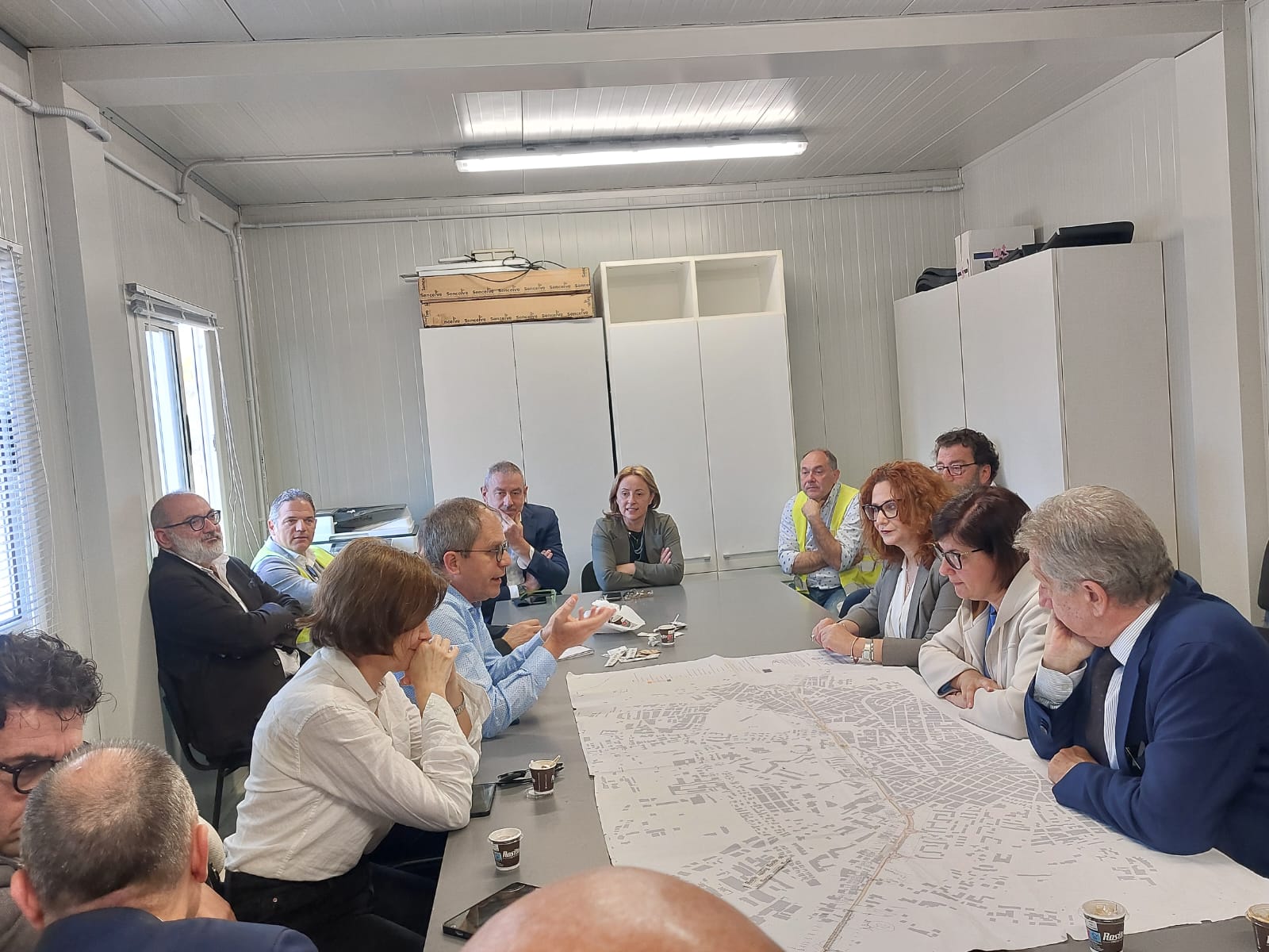 Galleria L’assessore Ciliento ad Andria per un nuovo sopralluogo sui cantieri del Grande progetto di Ferrotramviaria - Diapositiva 4 di 6