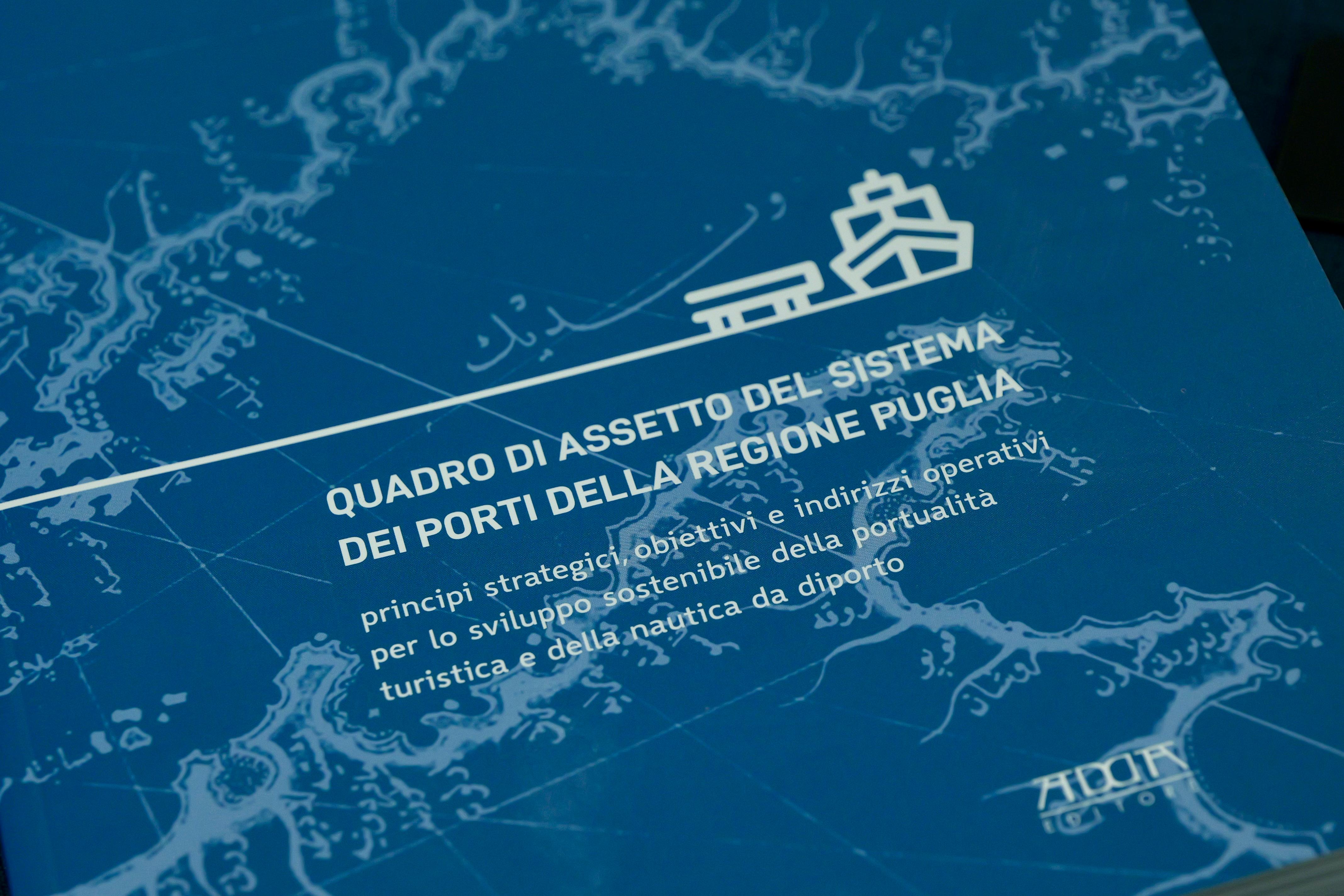 Galleria In Fiera del Levante presentazione del Quadro di assetto dei porti della Regione Puglia - Diapositiva 2 di 8
