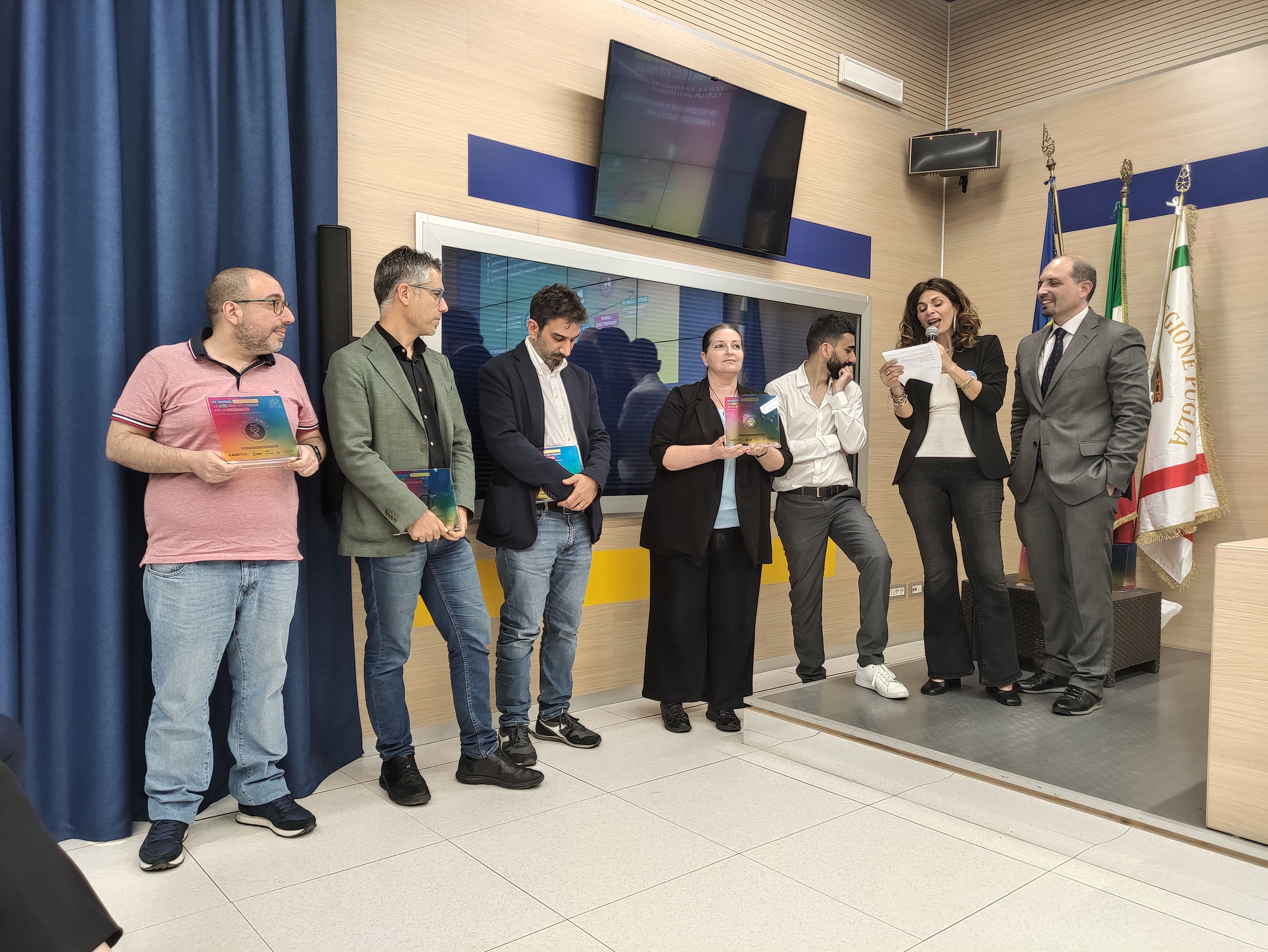 Galleria “PA Digitale, Impatto Reale” i vincitori della sfida tra i Responsabili della Transizione Digitale della Puglia in ottica di sostenibilità ambientale    - Diapositiva 11 di 13