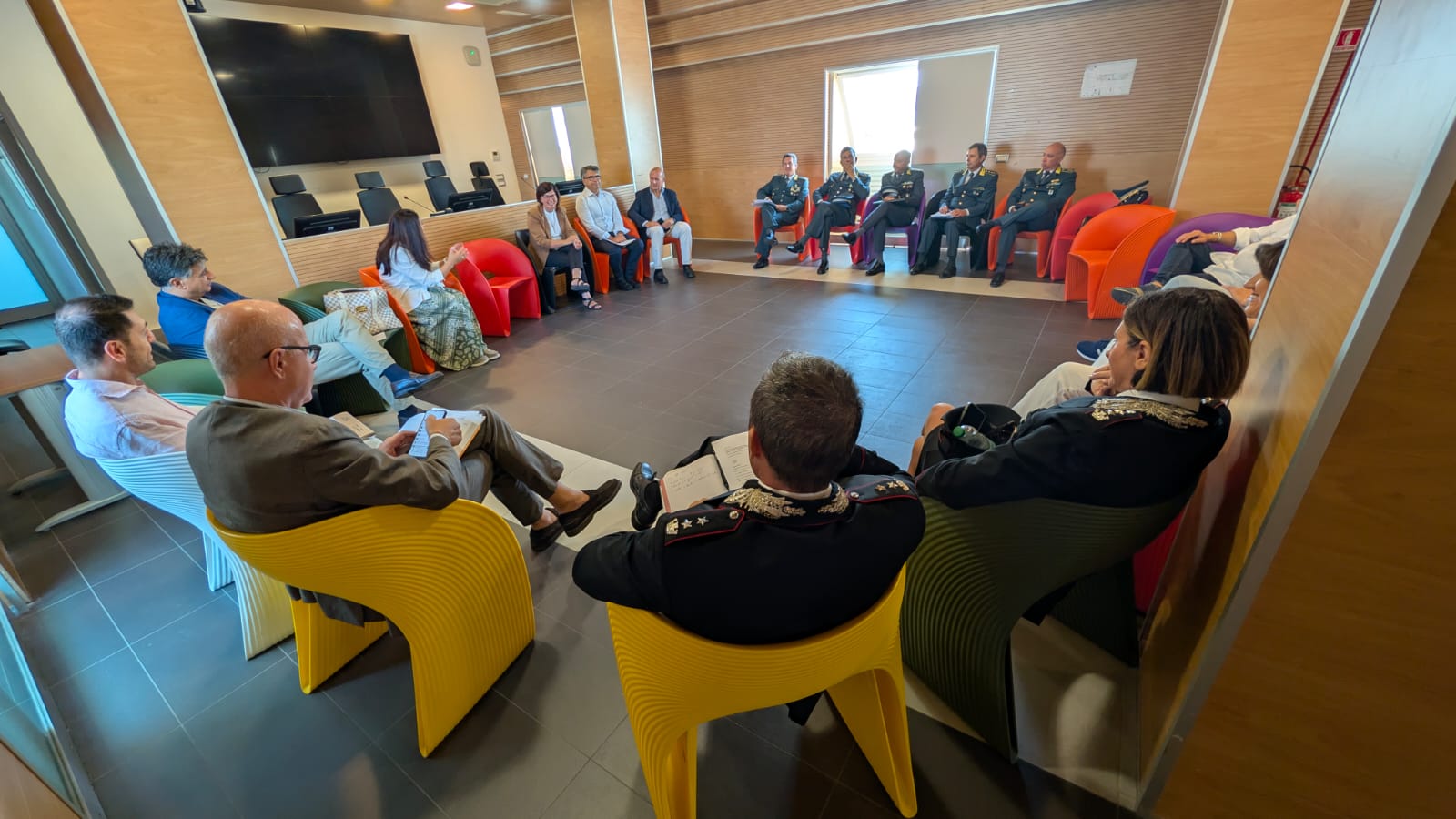 Galleria Rifiuti, l’assessore Ciliento incontra la Cabina di regia per la tutela ambientale - Diapositiva 2 di 3