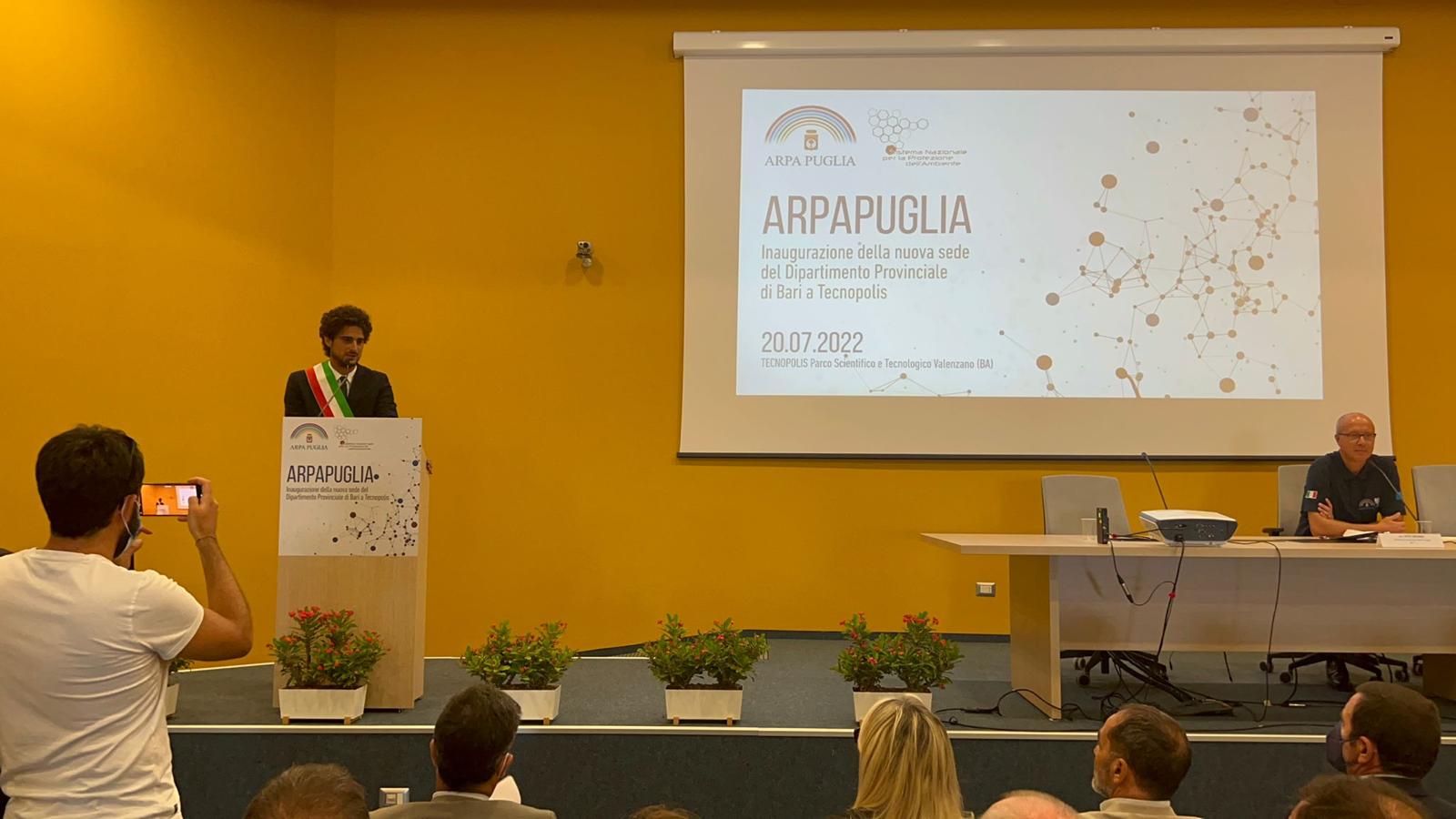 Galleria Inaugurata la nuova sede del Dipartimento provinciale di Bari di Arpa Puglia nel Parco Scientifico e tecnologico di Tecnopolis a Valenzano (Ba) - Diapositiva 8 di 9